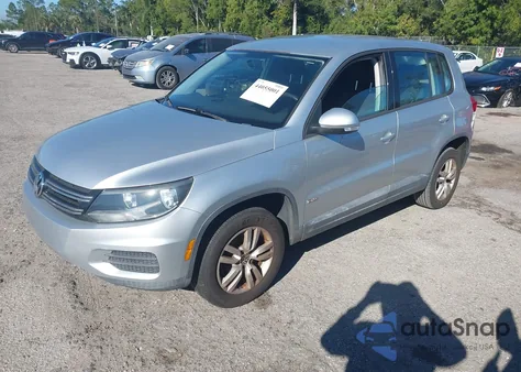2012 Volkswagen Tiguan S из США, поврежденный, VIN WVGAV7AX6CW535406